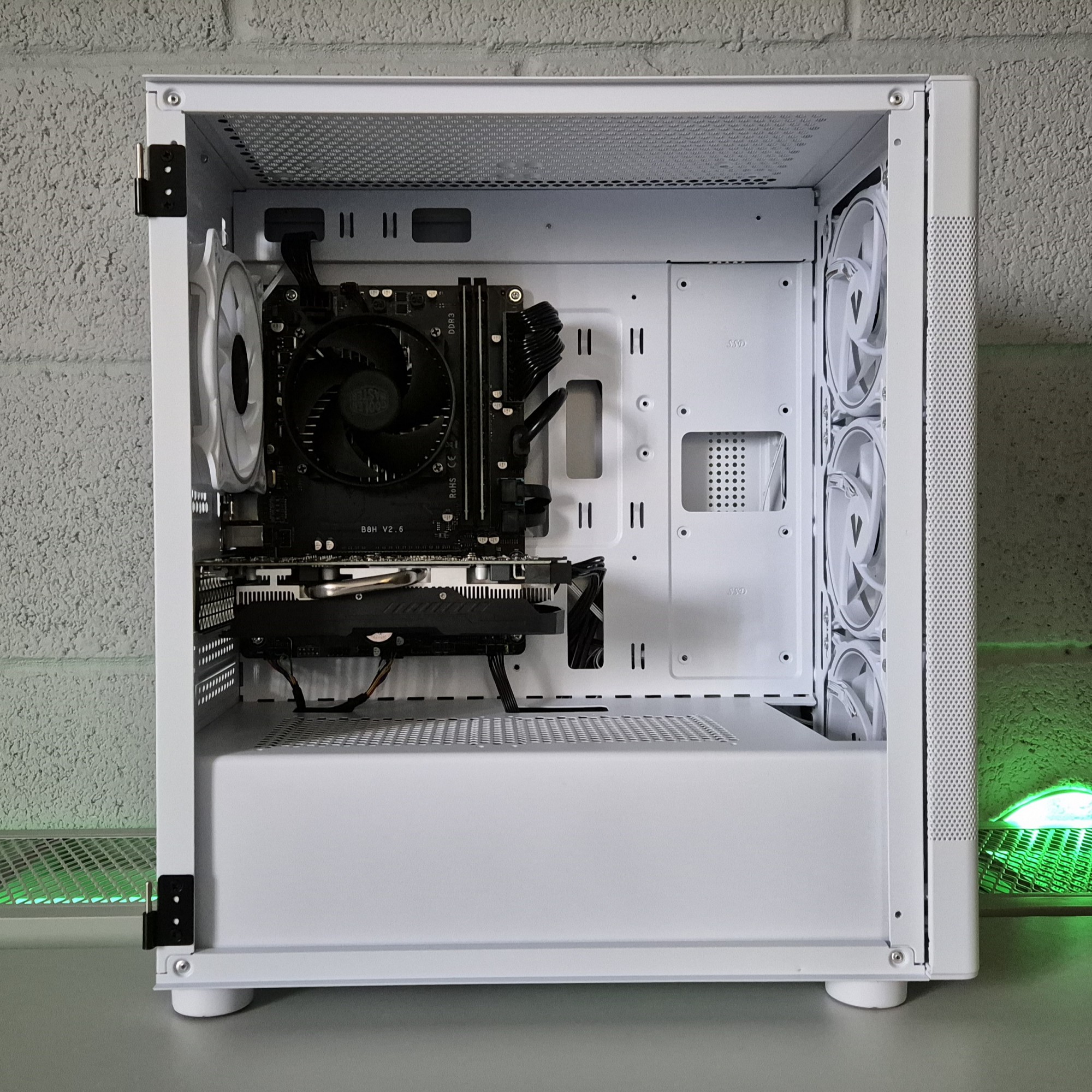Zephyr White #10